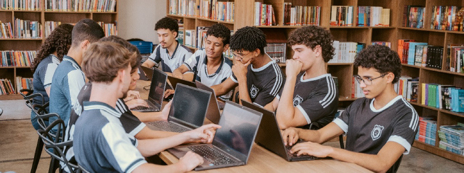 estudantes-de-escola-estadual-desenvolvem-sistema-para-modernizar-biblioteca