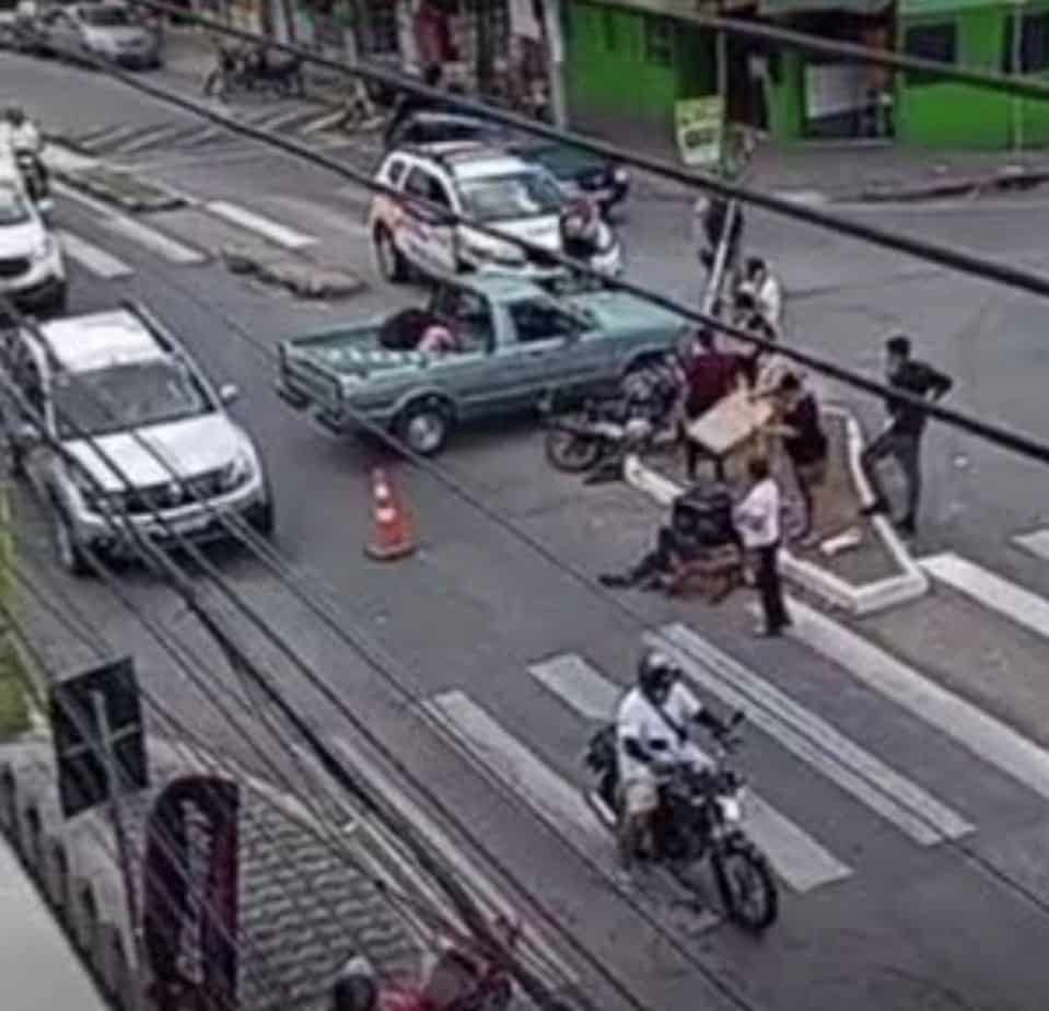 o-transito-louco-da-terra-do-divino