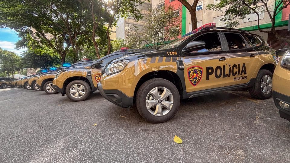 pm-cumpre-mandado,-recupera-celular-furtado-e-atende-acidente-com-fuga-em-itauna