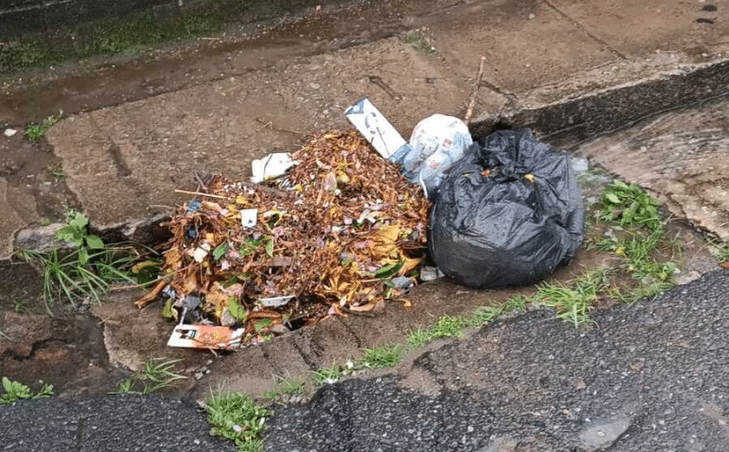 prefeitura-de-divinopolis-reforca-pedido-de-apoio-da-populacao-para-manter-bueiros-limpos-durante-periodo-chuvoso