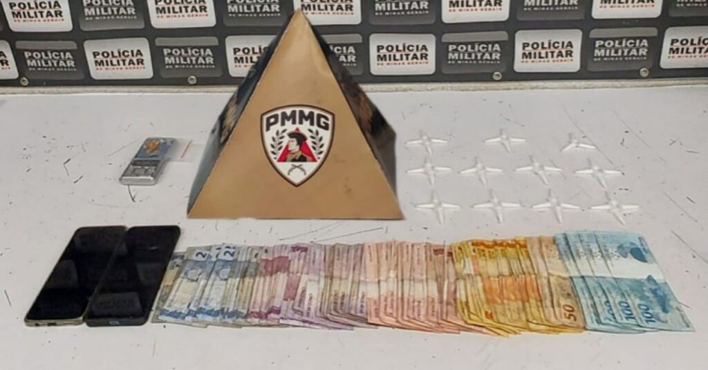 homem-e-preso-por-trafico-de-drogas-no-alto-sao-joao-de-deus-em-divinopolis