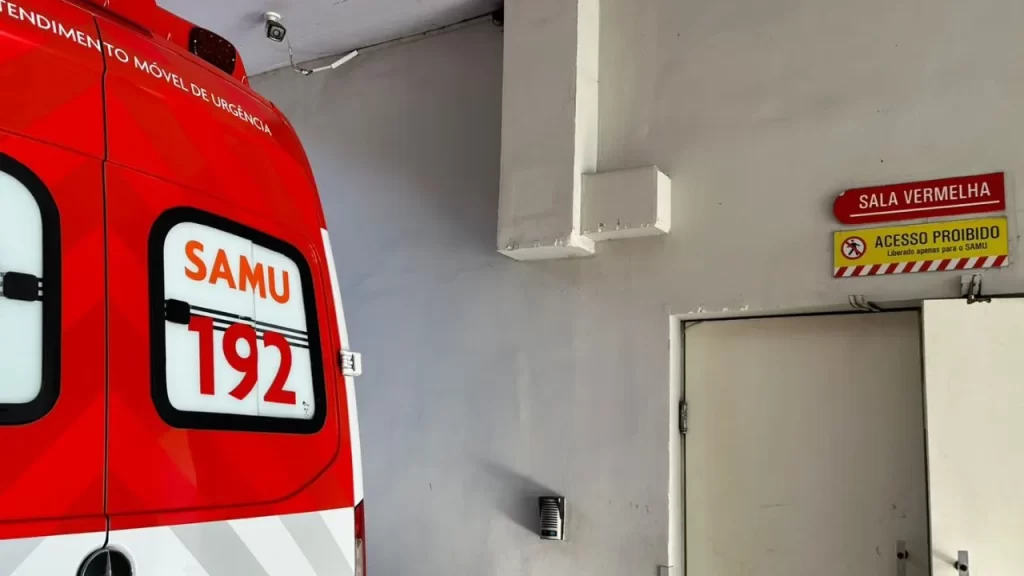 mulher-morre-em-acidente-entre-caminhao-e-moto-na-mg-170,-em-lagoa-da-prata