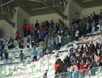 confusao-no-mineirao-vira-caso-de-policia-e-pode-impedir-recorde-mundial-de-aulao-de-inteligencia-artificial