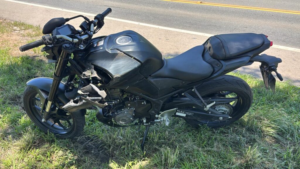 acidente-na-mg-050-deixa-motociclista-ferido-e-mobiliza-equipes-de-resgate-em-divinopolis