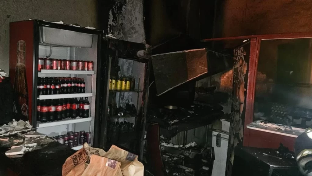 incendio-atinge-hamburgueria-apos-vazamento-de-gas-em-para-de-minas