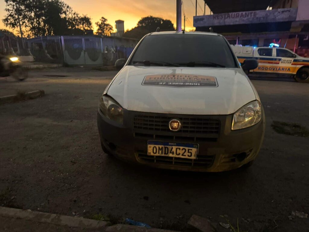 ciclista-fica-gravemente-ferido-apos-colisao-na-br-354-em-arcos;-veja-o-video