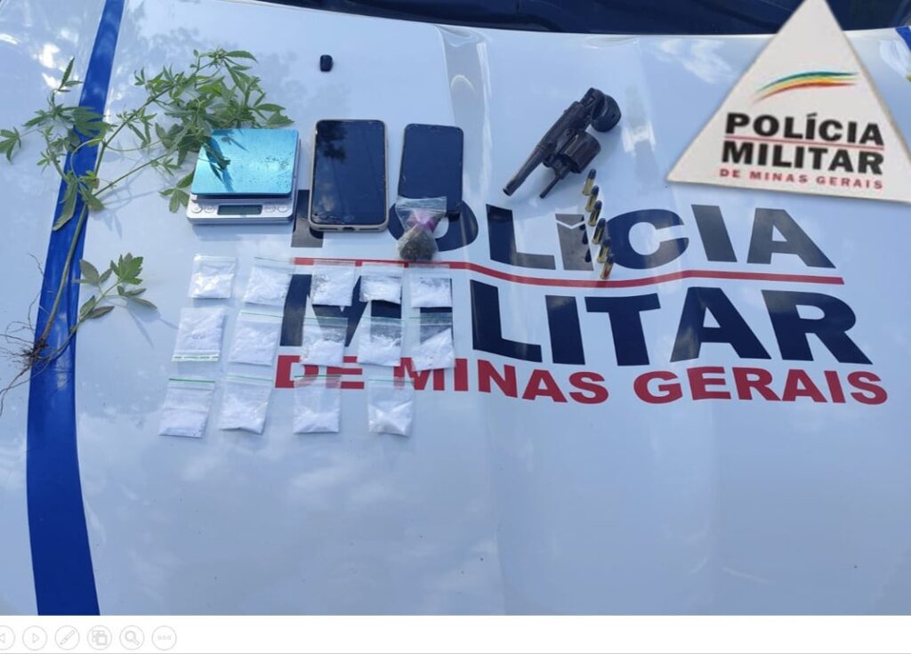 megaoperacao-em-formiga-e-arcos-termina-com-prisoes-drogas,-arma-e-moto-furtada-recuperada