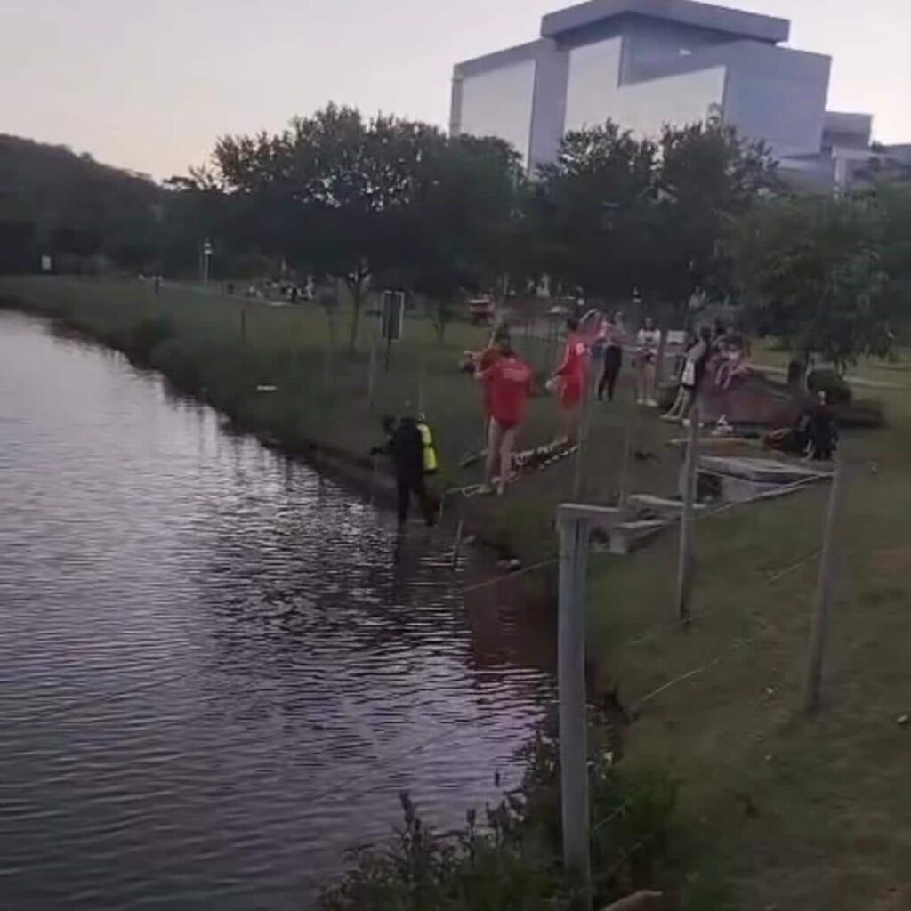 homem-morre-afogado-em-lagoa-ao-lado-da-prefeitura-de-itauna