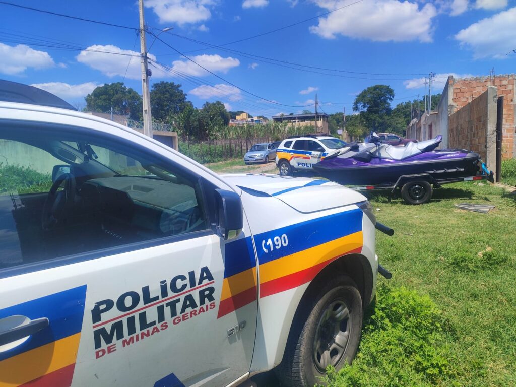 pm-recupera-no-bairro-nova-holanda-jet-ski-furtado-no-bairro-rancho-alegre-e-prende-receptador-em-divinopolis