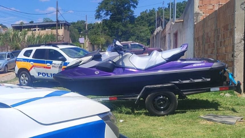 jet-ski-furtado-e-localizado-em-obra-no-nova-holanda-e-homem-acaba-preso-por-receptacao-em-divinopolis