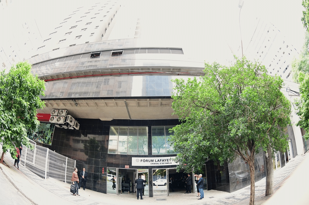 justica-marca-interrogatorio-de-acusado-de-matar-a-mae-em-belo-horizonte