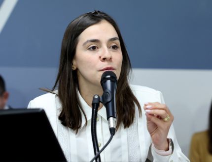 governo-zema-apoia-projeto-de-lohanna-e-libera-avanco-da-doacao-do-hospital-regional-de-divinopolis-a-ufsj