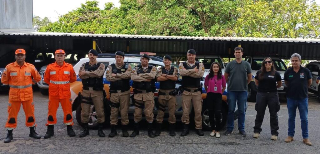 fiscalizacao-apreende-bebidas-irregulares-em-comercio-do-bairro-morada-nova-em-itauna