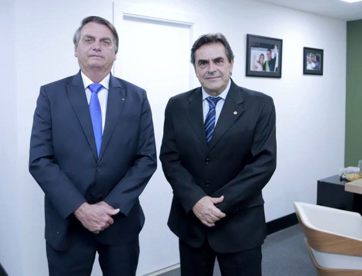 bolsonaro-e-nikolas-ferreira-se-reunem-um-dia-antes-da-prisao-e-ex-presidente-aponta-domingos-savio-como-seu-favorito-ao-senado-em-minas