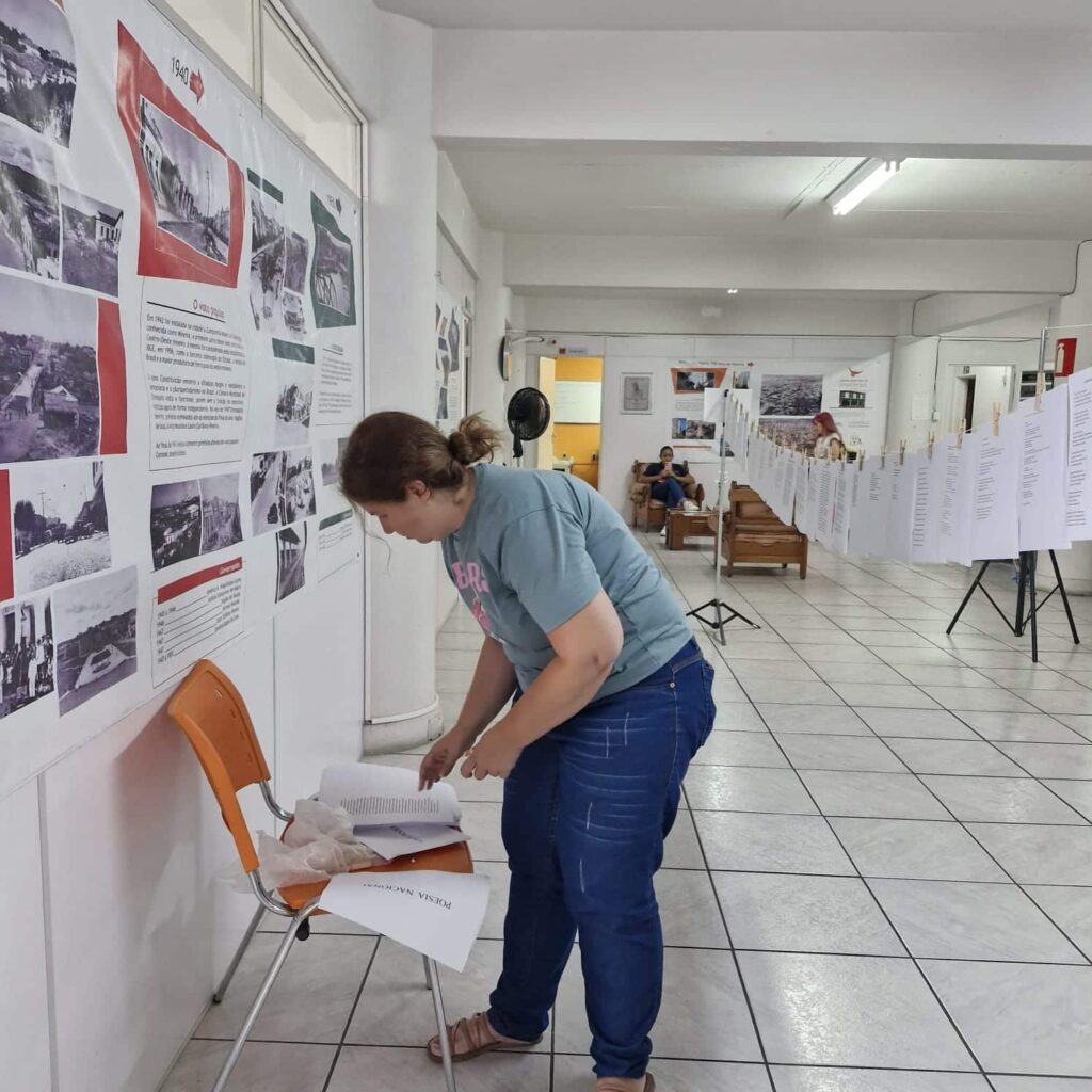 camara-municipal-de-divinopolis-realiza-cerimonia-de-premiacao-do-varal-literario-2025