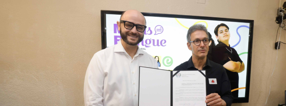 prazo-para-escolas-estaduais aderirem ao-minas-bilingue-termina-nesta-sexta-feira-(28/11)