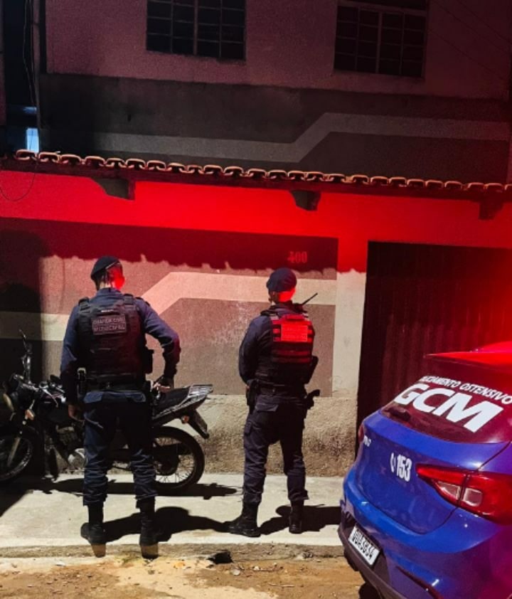 motocicleta-com-sinais-de-adulteracao-e-possivel-clonagem-e-apreendida-pela-guarda-civil-em-nova-serrana