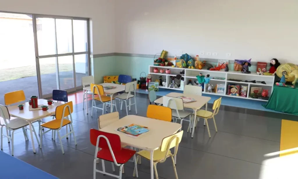 cameras-nas-escolas-de-divinopolis-sao-propostas-por-vereadores