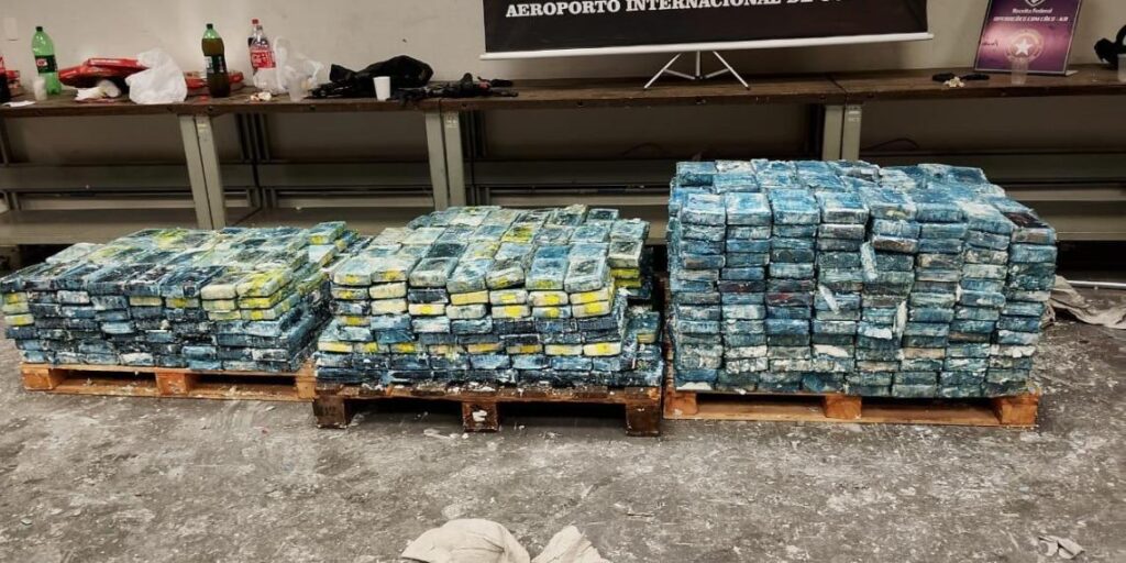 aeroporto-de-confins-vira-alvo-de-megaoperacao-que-apreende-1,2-tonelada-de-cocaina