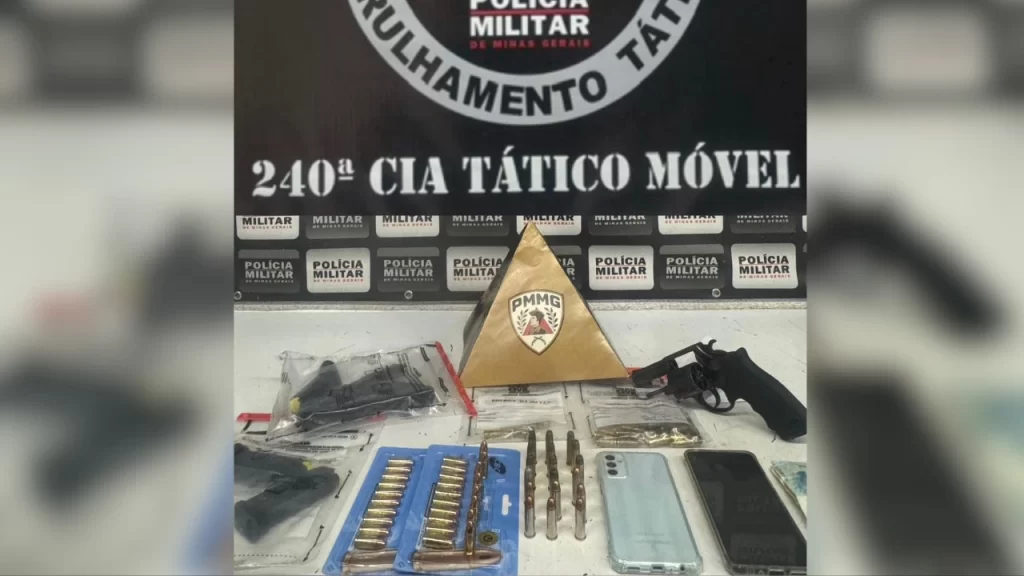 homem-e-morto-a-tiros-em-sitio-em-divinopolis;-armas-sao-apreendidas-e-um-homem-e-preso