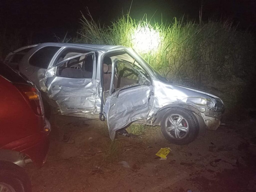 condutor-foge-apos-provocar-colisao-entre-tres-veiculos-na-lmg-818,-e-deixar-feridos-em-para-de-minas