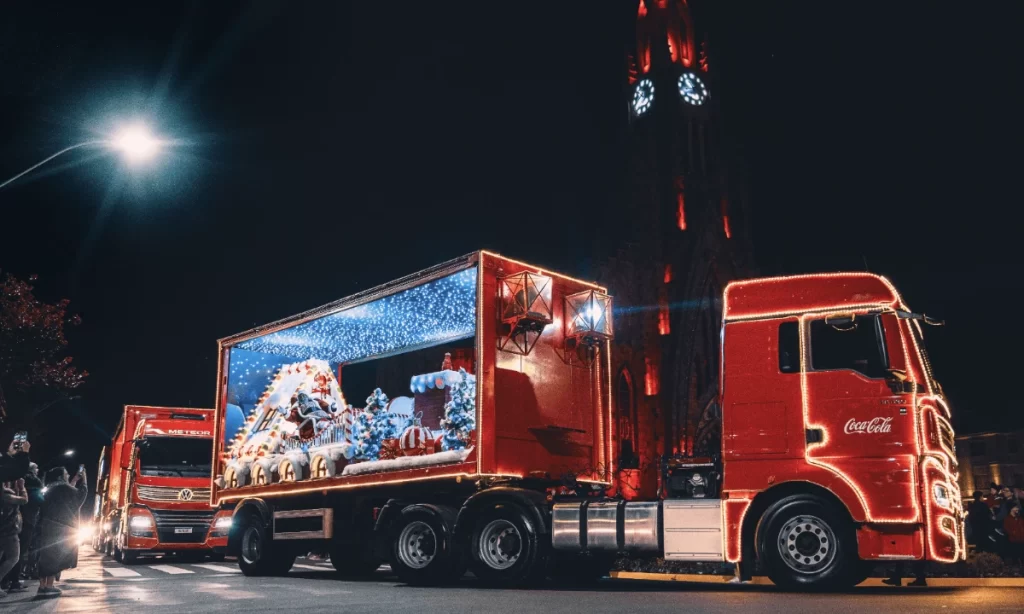 veja-trajeto-da-caravana-de-natal-da-coca-cola-em-divinopolis