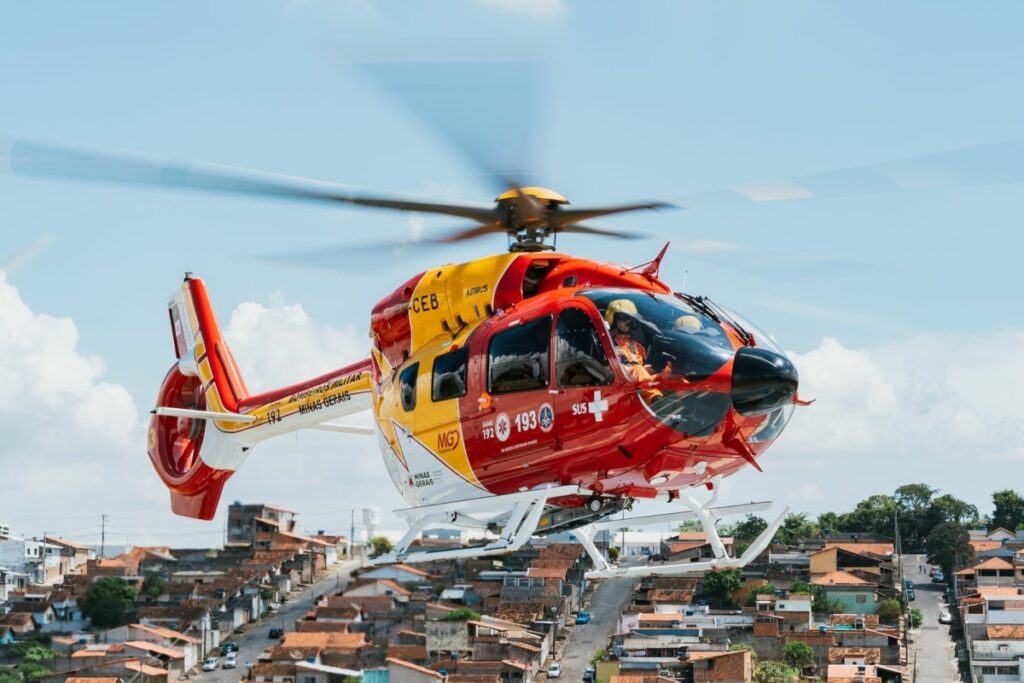 transferencia-aerea-mobiliza-equipe-para-salvar-bebe-de-10-dias-em-para-de-minas;-veja-o-video