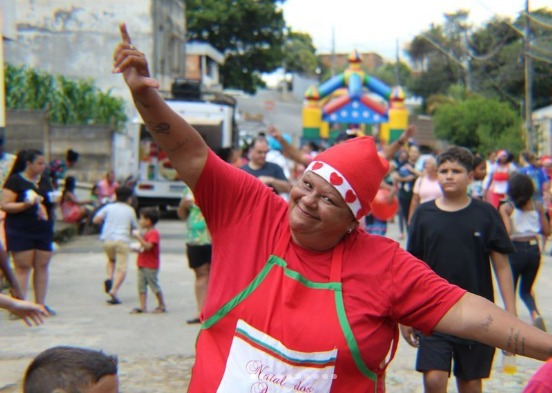 vereadora-ana-paula-do-quintino-vai-promover-o-natal-dos-amigos-2025-com-programacao-especial-em-divinopolis