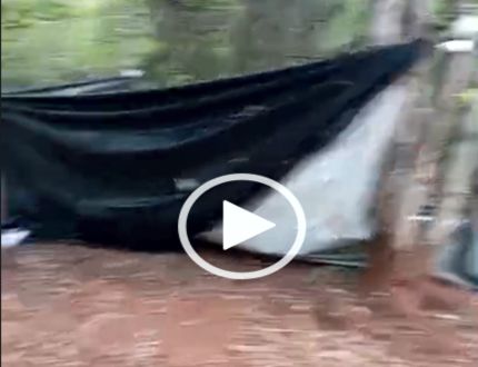 divinopolis:-moradores-de-ermida-vivem-sob-terror-e-dizem-que-policia-falha-na-busca-por-juarez,-acusado-de-feminicidio