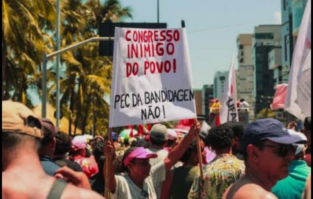 protestos-contra-o-congresso-tomam-as-ruas-de-sp,-rio-e-bh-neste-domingo