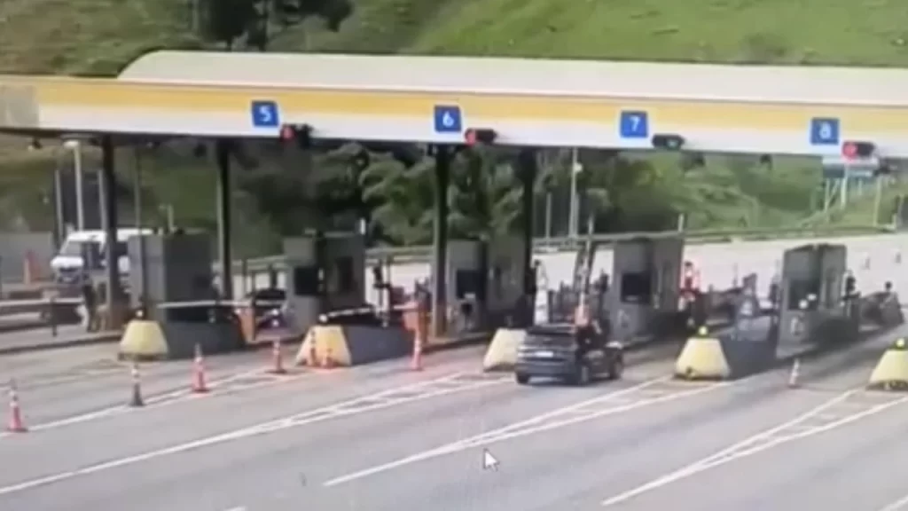 pc-investiga-morte-de-mulher-em-acidente-na-mg-050