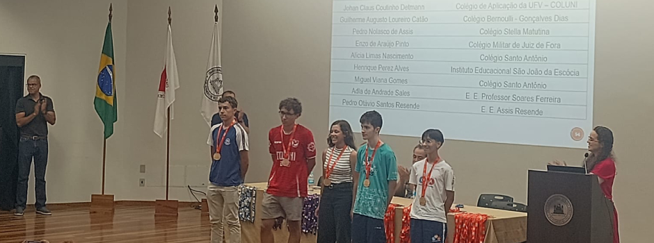 estudantes-da-rede-estadual-se-destacam-na-olimpiada-mineira-de-quimica-2025-da-ufmg