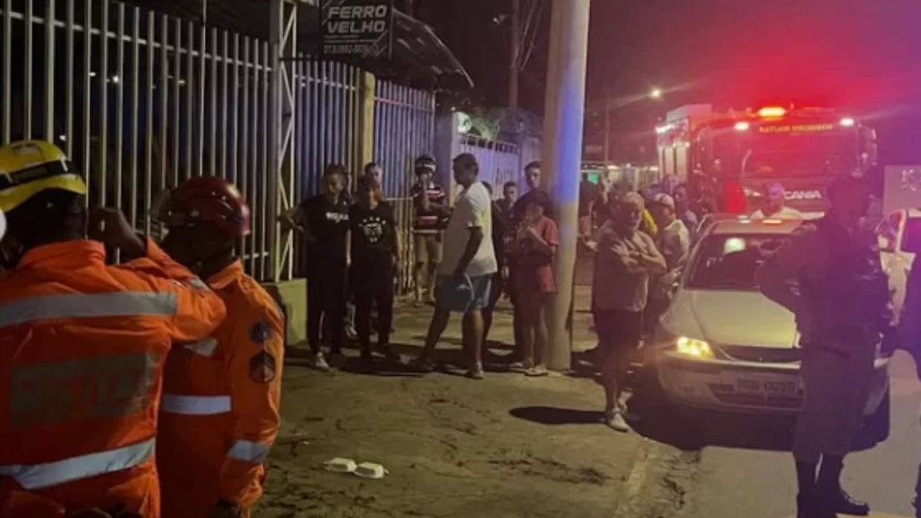 ataque-de-caes-e-registrado-na-avenida-benjamin-guimaraes,-em-oliveira