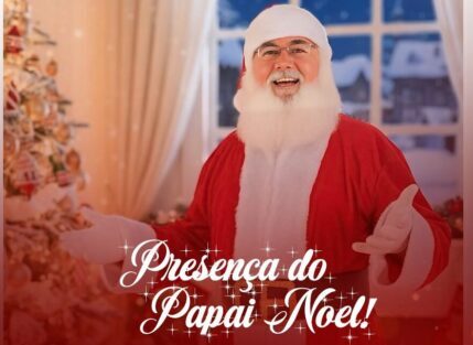 presenca-do-papai-noel-encanta-familias-na-fantastica-cidade-do-natal-em-itauna