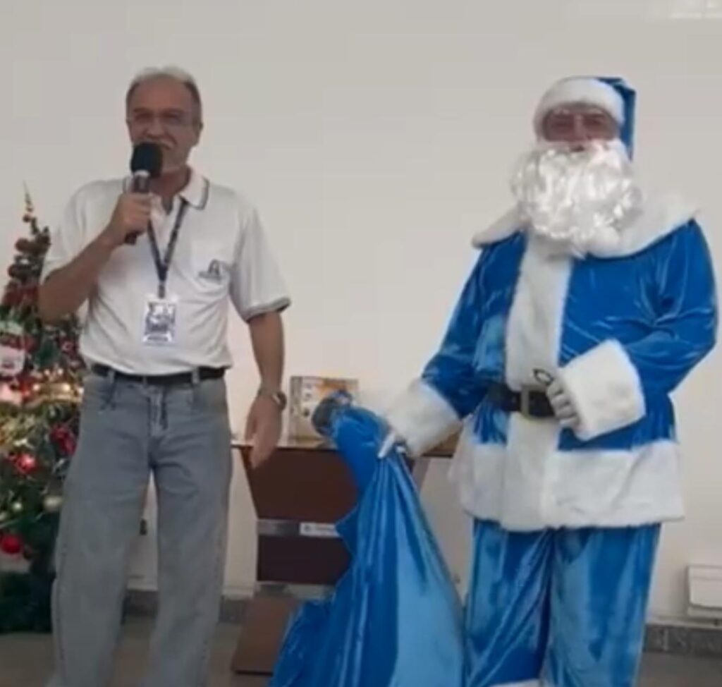 campanha-“apadrinhe-uma-crianca”-garante-presentes-novos-e-leva-alegria-a-familias-atendidas