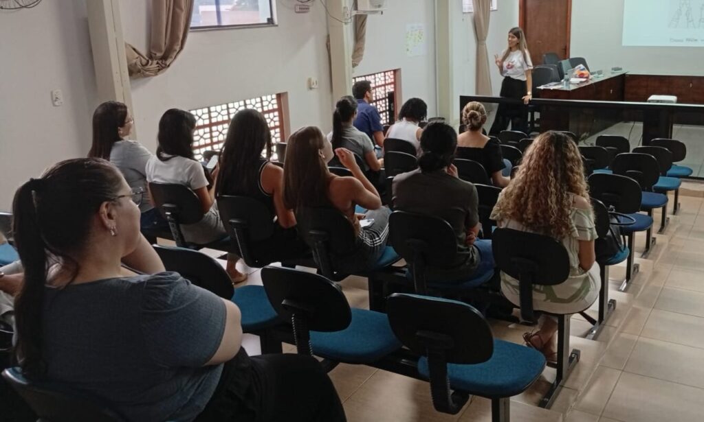 projeto-“nos-na-rede”-debate-saude-mental-e-alerta-para-impactos-dos-jogos-virtuais-em-carmo-do-cajuru