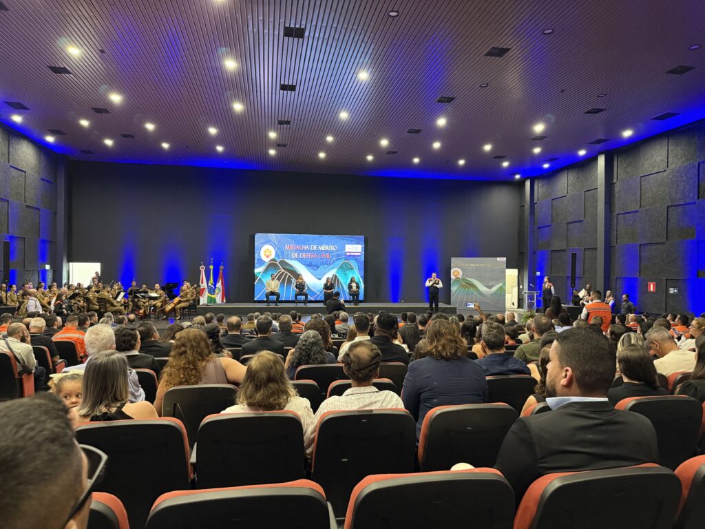 governo-de-minas-homenageia-personalidades-e-instituicoes-com-a-medalha-de-defesa-civil