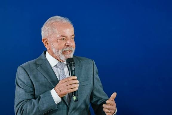 indulto-de-natal:-lula-mantem-condenados-do-8-de-janeiro-fora-do-perdao-presidencial