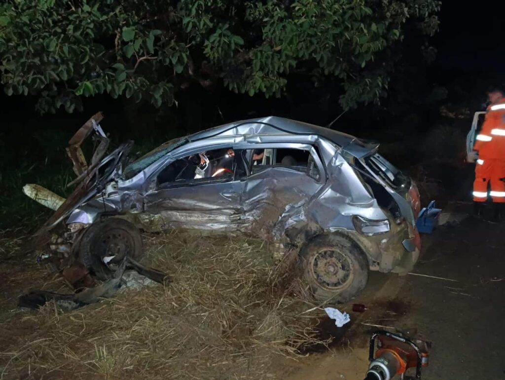 colisao-na-mg-429-deixa-um-morto-e-dois-feridos-graves-em-lagoa-da-prata