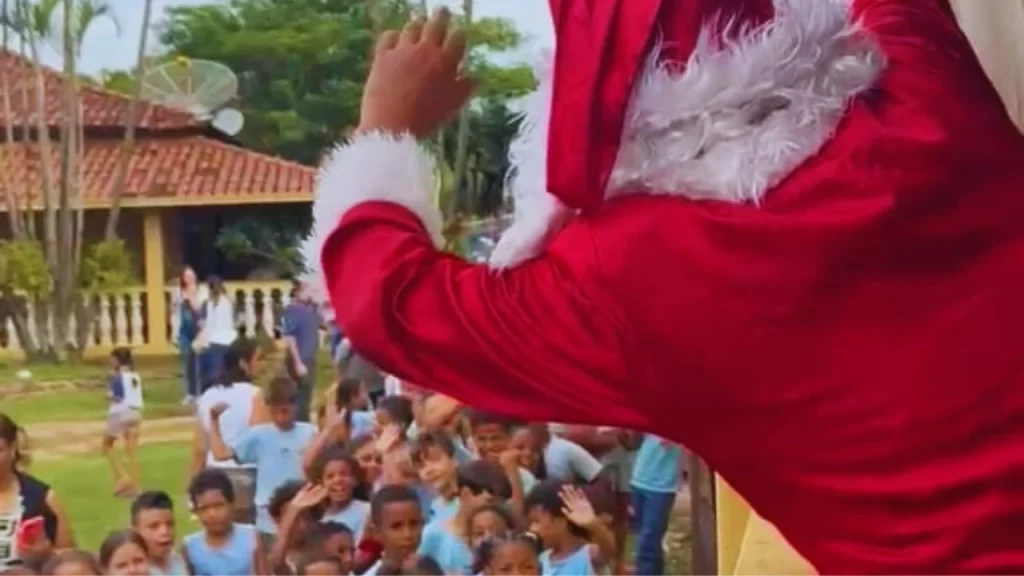 promessa-que-virou-natal:-sitio-da-dona-nega-transforma-a-vida-de-criancas-em-divinopolis