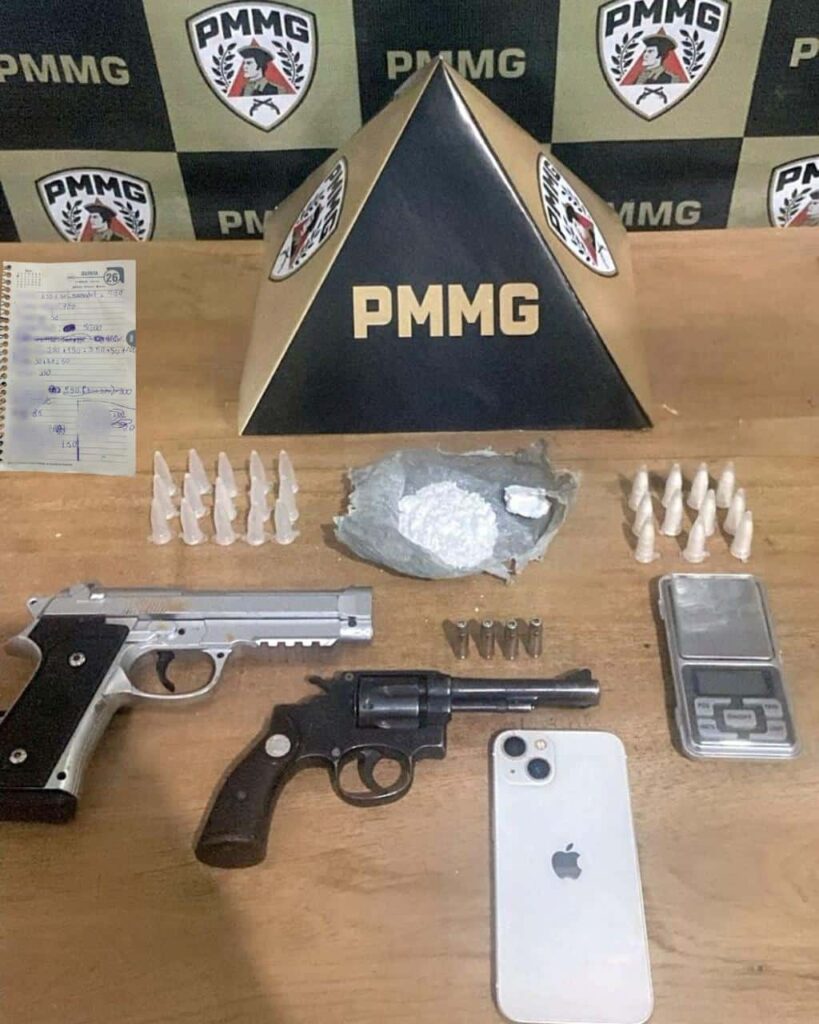 pm-prende-suspeitos-por-trafico,-armas,-furto-e-receptacao-em-bambui,-arcos-e-formiga
