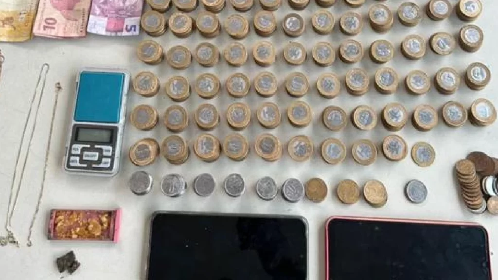 anel-vira-garantia-de-droga-e-termina-em-agressao-e-prisao-em-claudio