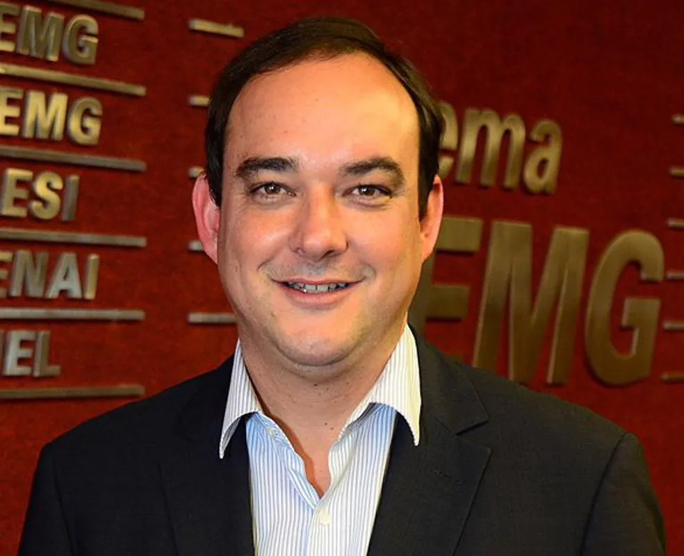 flavio-roscoe-sofre-derrota-na-justica:-juiza-suspende-limite-etario-de-70-anos-para-presidencia-da-fiemg-e-disputa-interna-ganha-forca