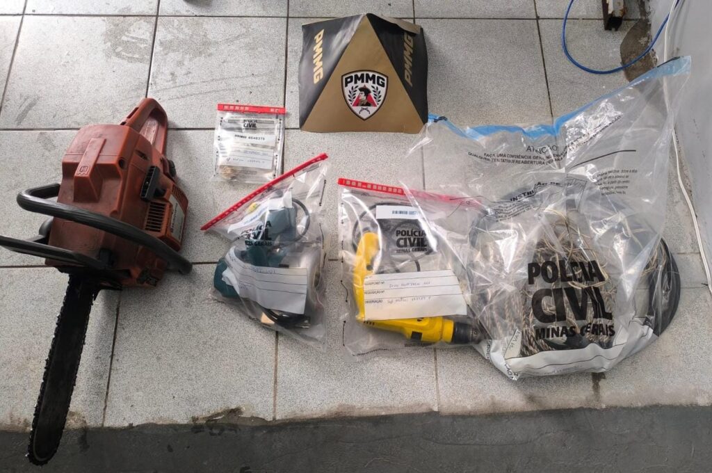 pmmg-recupera-materiais-furtados-em-escola,-apreende-drogas-e-prende-envolvidos-em-formiga