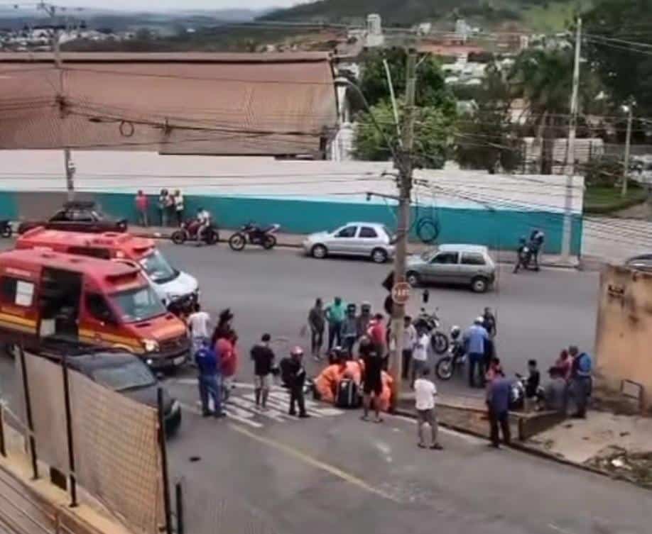 jovem-morre-em-acidente-entre-carro-e-motocicleta-em-itauna;-veja-o-video