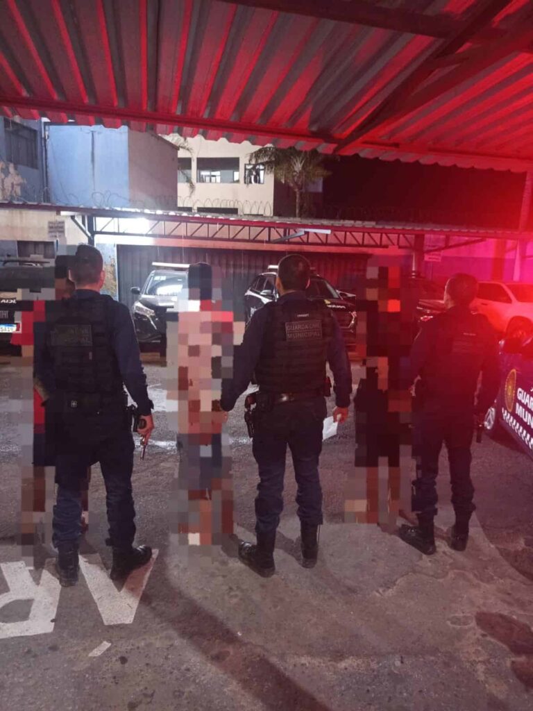 madrugada-de-tensao:-denuncia,-fuga,-resistencia-e-drogas-levam-a-prisao-e-apreensao-em-nova-serrana