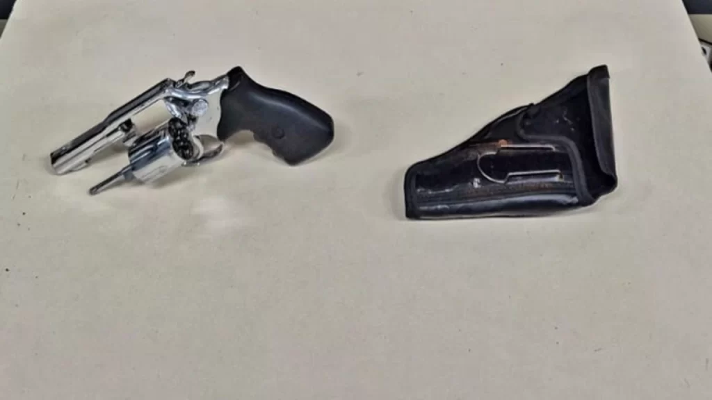 tiros-em-jogo-de-baralho-deixam-tres-feridos-em-lagoa-da-prata