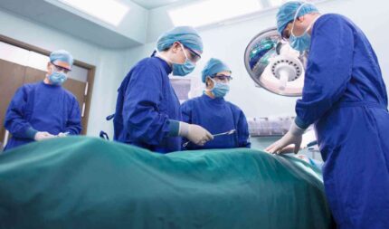 enamed:-confira-os-10-cursos-de-medicina-com-melhor-e-pior-desempenho-no-pais