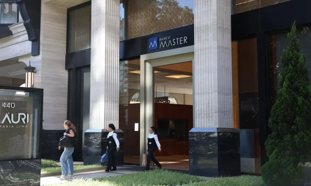 fundo-garantidor-de-creditos-inicia-pagamento-de-clientes-do-banco-master-com-ate-r$-250-mil