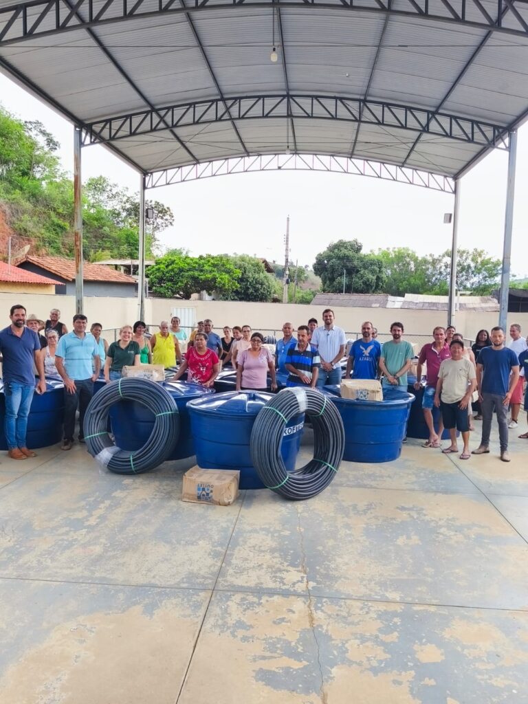 estado-distribui-kits-de-irrigacao-para-agricultores-de-municipio-do-leste-de-minas 